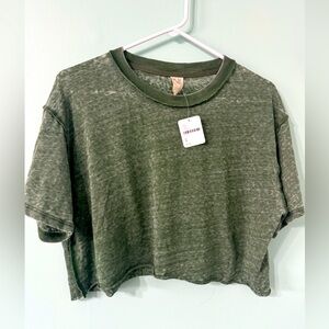 We the Free NWT green crop shirt size S
